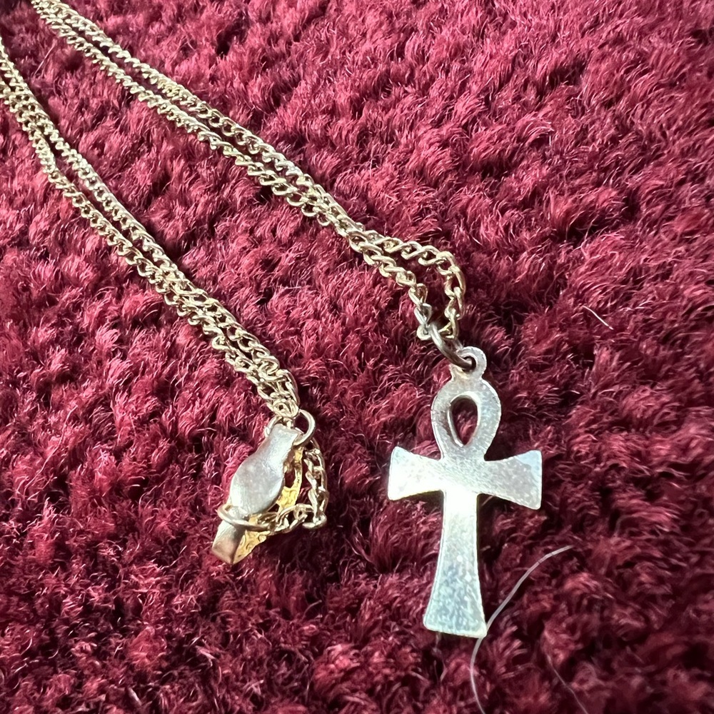 Vintage Creed ankh pendant necklace 16”